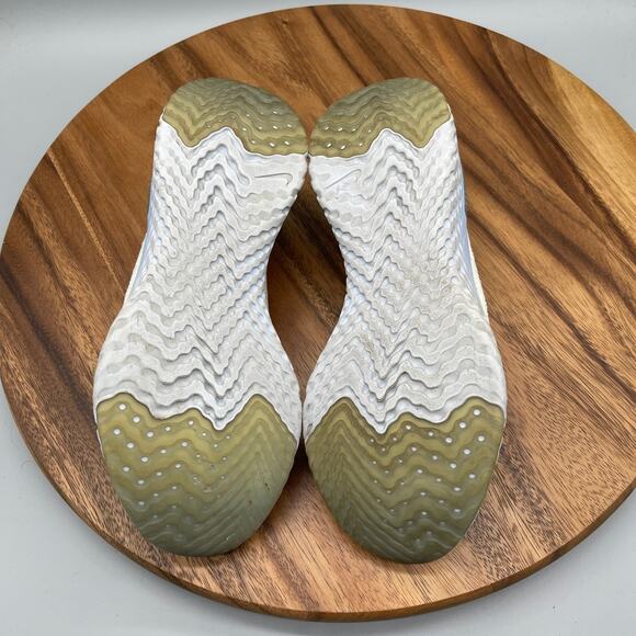 Nike Epic React Flyknit 2 Sail Shoes Womens 5.5 White Running Comfort Walking - Picture 7 of 7